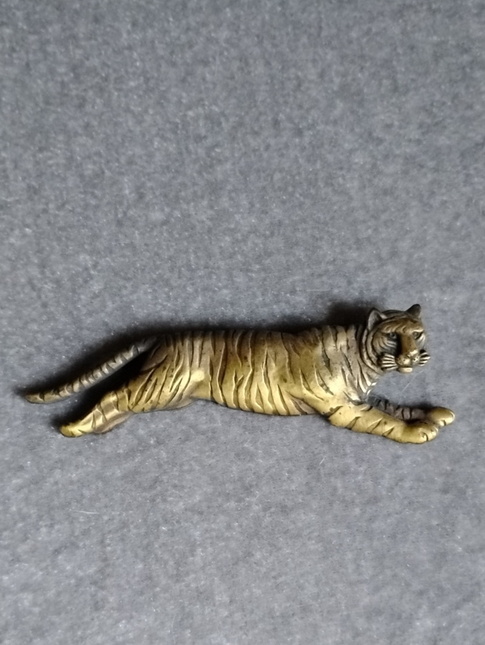 Antique Gold Tone Tiger Brooch -